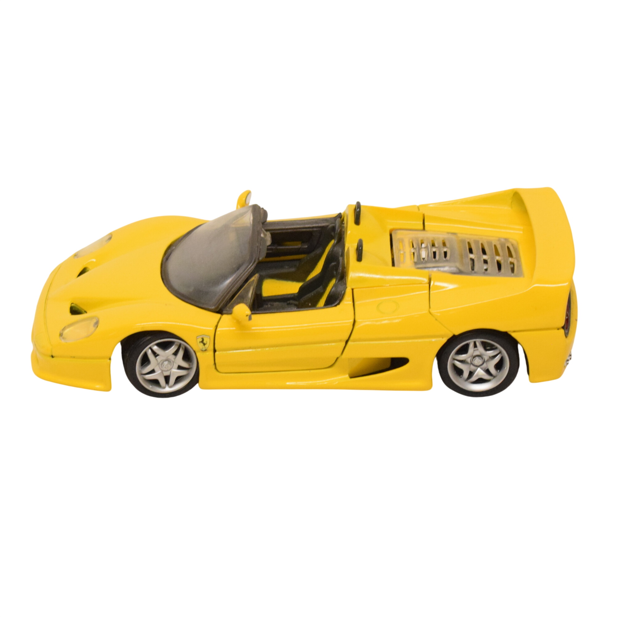 Acheter Voiture au 1:24 la Ferrari F50 par Maisto État correct - 10,00 € Voiture au 1:24 la Ferrari F50 par Maisto État correct reconditionné disponible sur Label Emmaüs