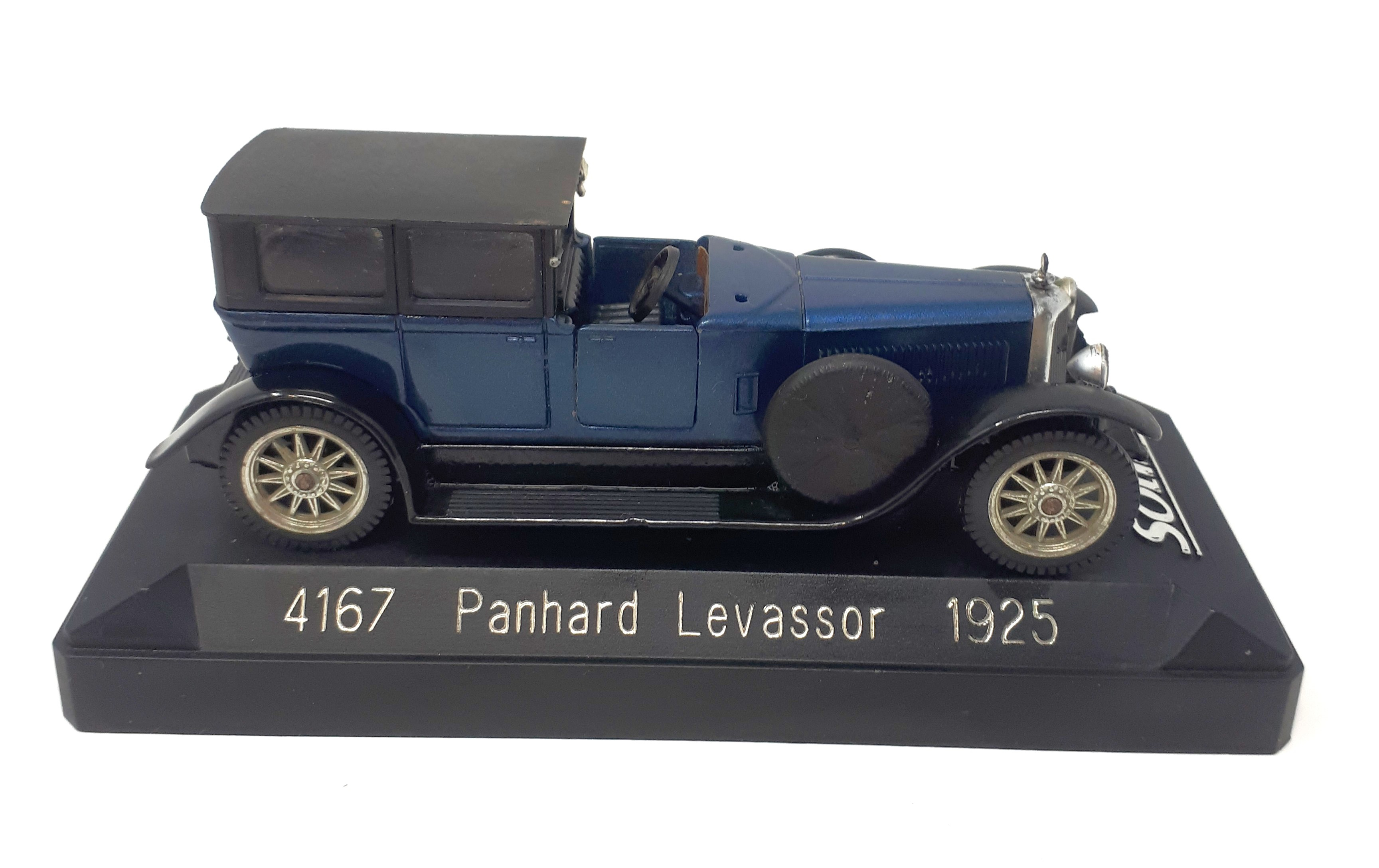 Acheter Voiture de collection Panhard Levassor État correct - 10,00 € Voiture de collection Panhard Levassor État correct reconditionné disponible sur Label Emmaüs