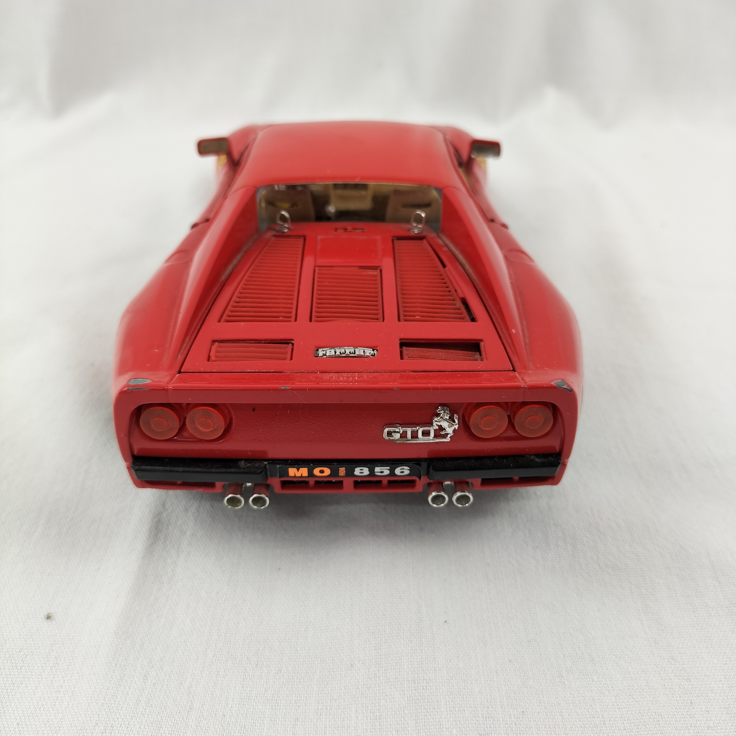 Voir photo 9 de 🏁 Voiture Ferrari GTO 1984 – Échelle 1/18 – Bburago – Made in Italy 🏁 Voiture Ferrari GTO 1984 – Échelle 1/18 – Bburago – Made in Italy Bon état reconditionné photo 9