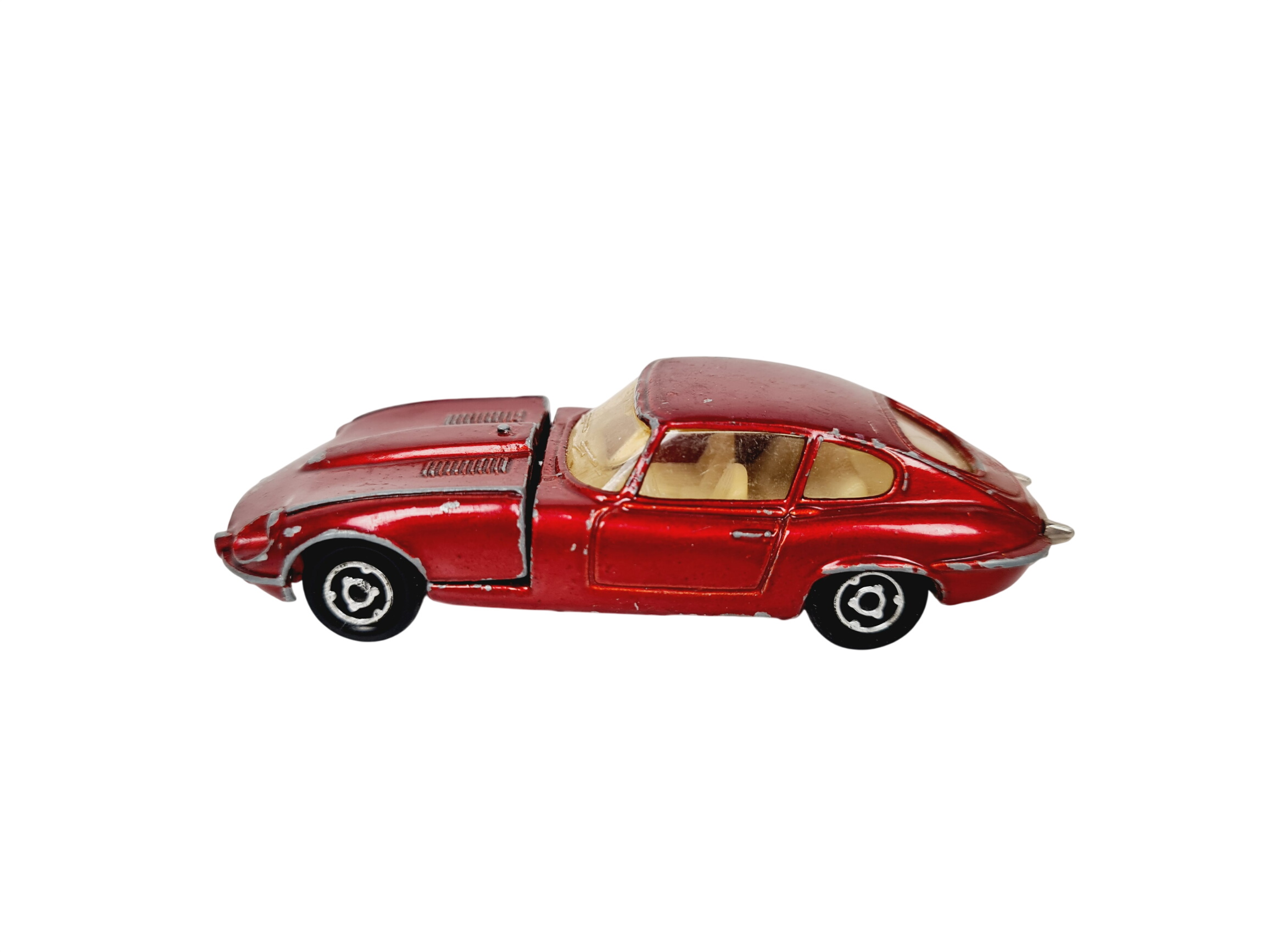 Acheter Voiture - Jaguar Type E V12 - Échelle 1/60 - Majorette Bon état - 10,00 € Voiture - Jaguar Type E V12 - Échelle 1/60 - Majorette Bon état reconditionné disponible sur Label Emmaüs