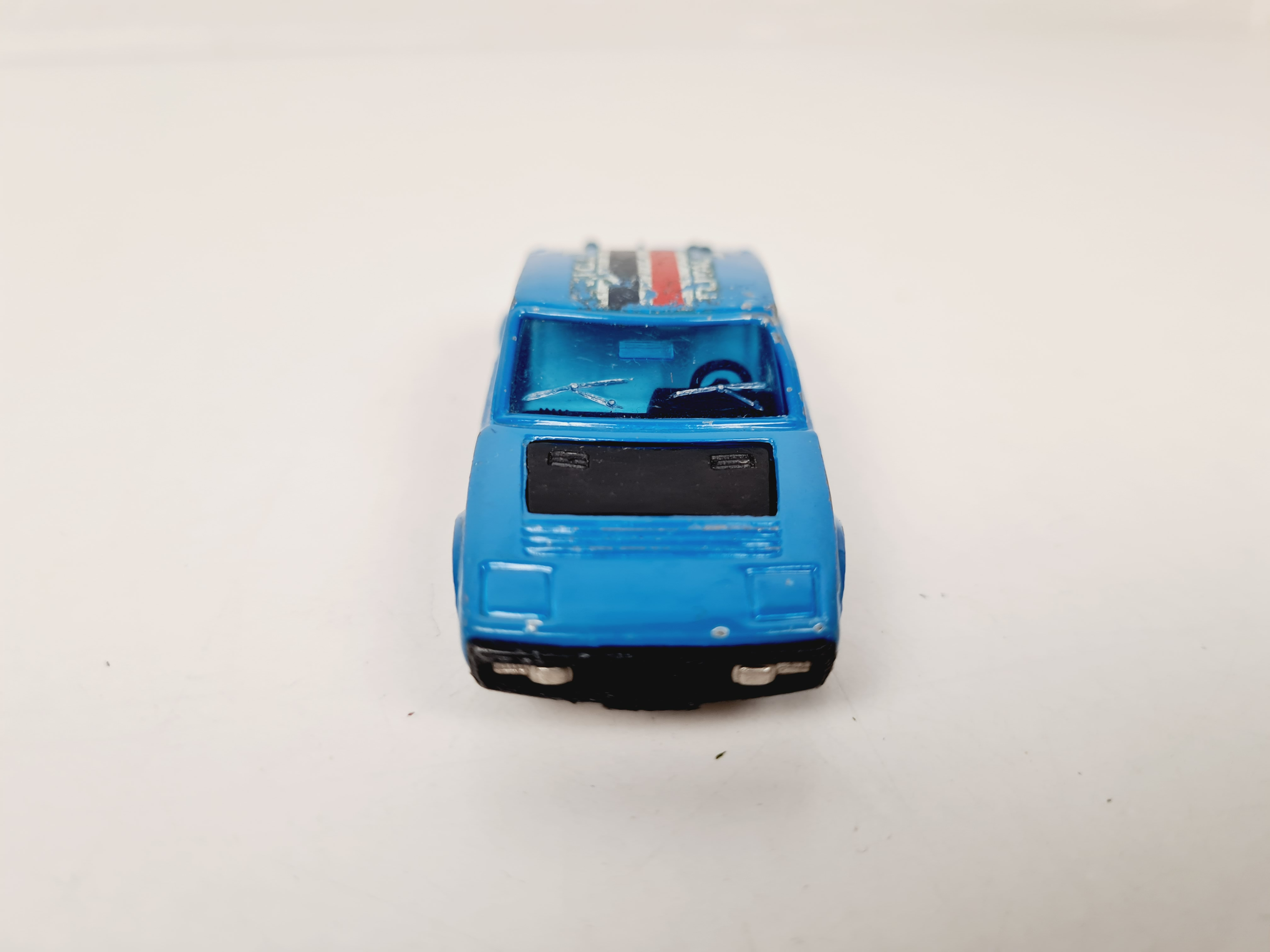 Voir photo 4 de Voiture - MATRA SIMCA BAGHEERA vintage - N°219 - Échelle 1/55 - Majorette Voiture - MATRA SIMCA BAGHEERA vintage - N°219 - Échelle 1/55 - Majorette État correct reconditionné photo 4