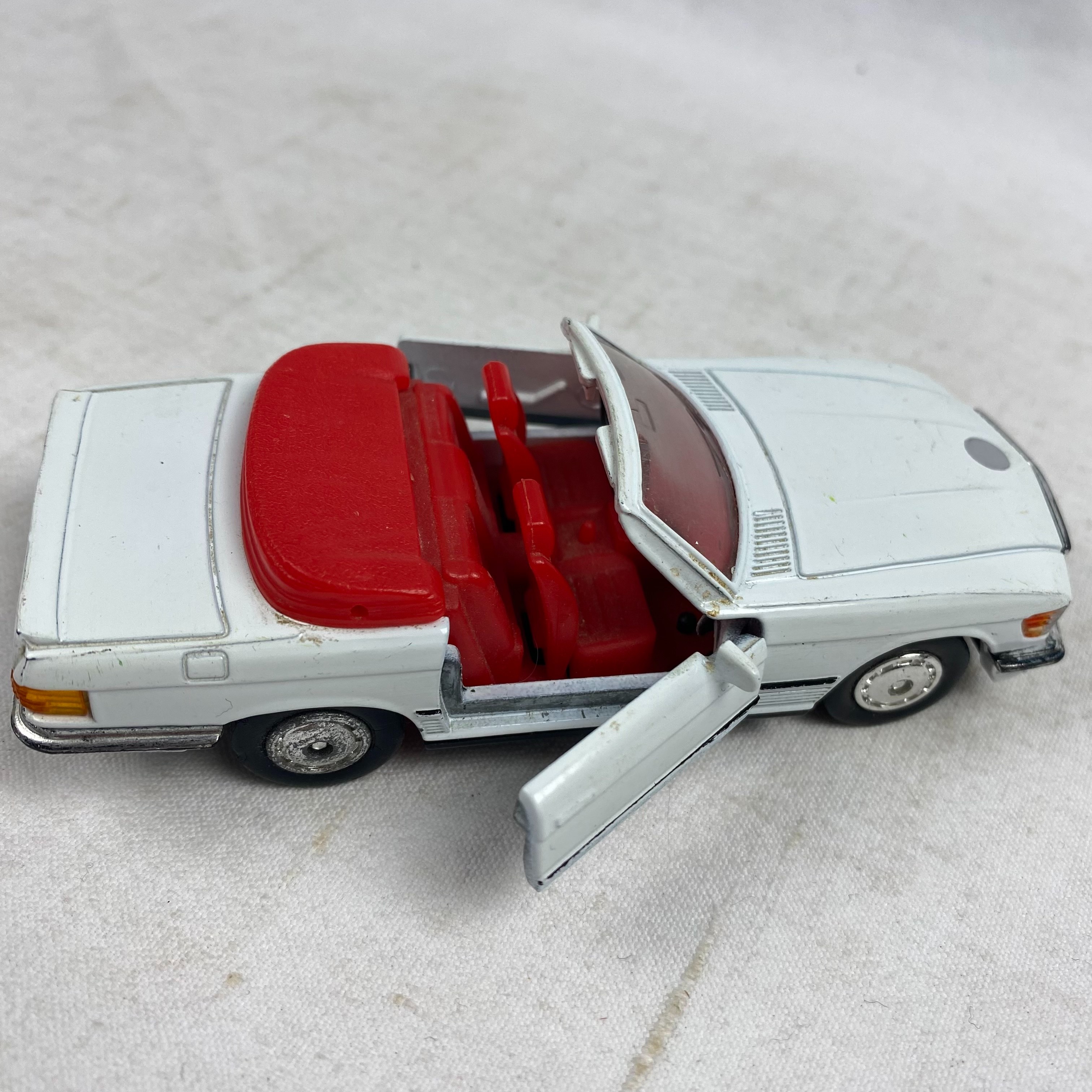 Voir photo 4 de Voiture miniature Mercedes-Benz Voiture miniature Mercedes-Benz Bon état reconditionné photo 4