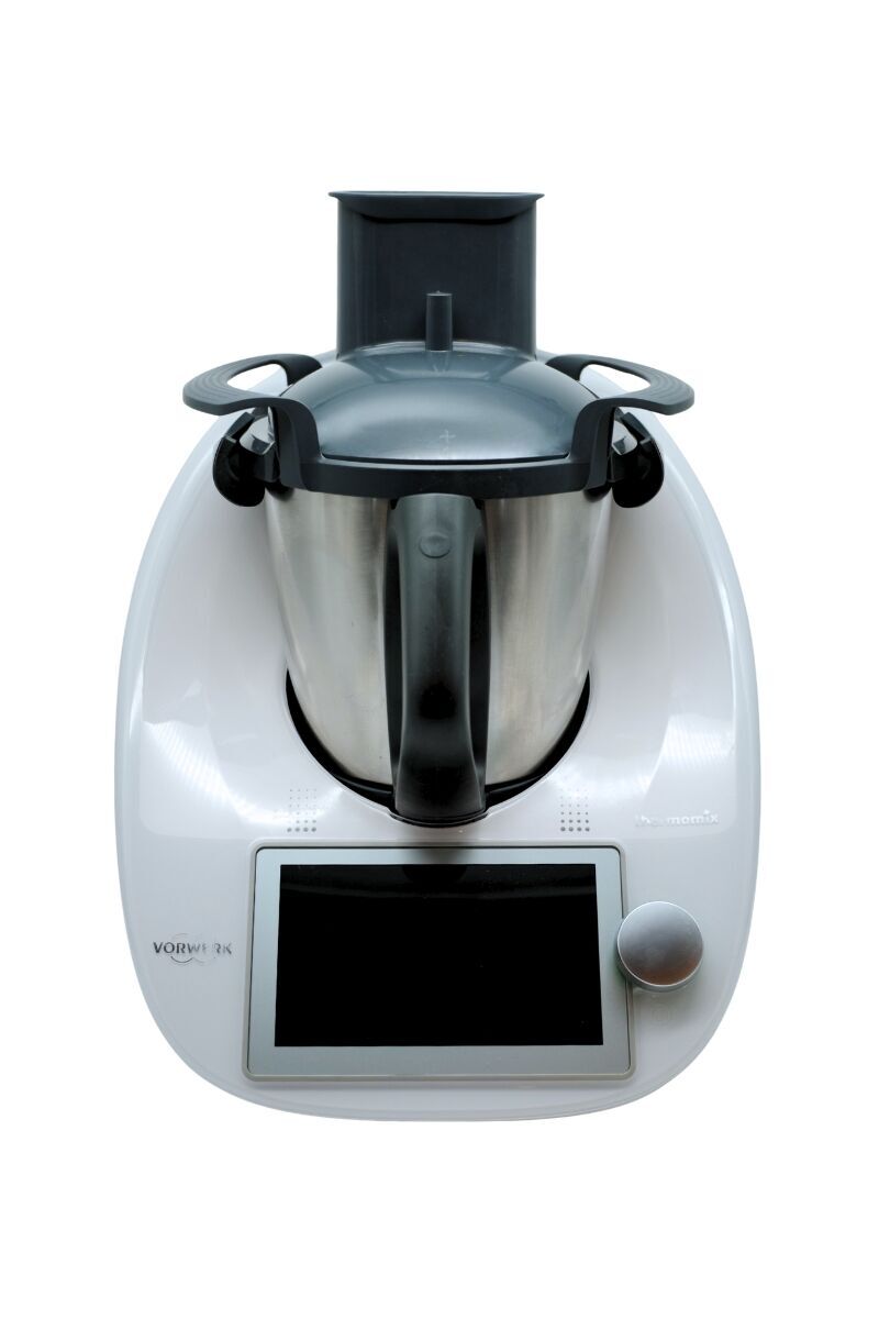 Vorwerk Thermomix TM6 + Découpe-légumes blanc/noir Très bon état Vorwerk reconditionné disponible sur Refurbed