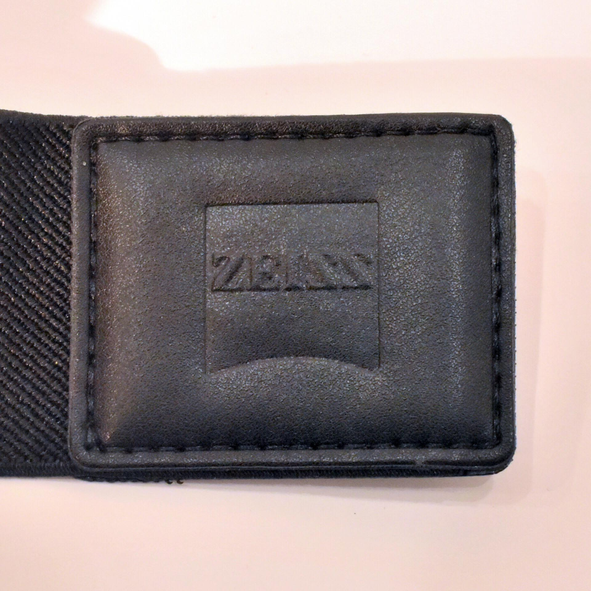 Voir photo 6 de VR ONE Plus - Carl Zeiss™ - Casque de Réalité Virtuelle - 2016 VR ONE Plus - Carl Zeiss™ - Casque de Réalité Virtuelle - 2016 neuf reconditionné photo 6