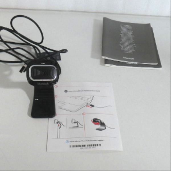 Voir photo 6 de WebCam LifeCam HD - 3000 Microsoft (boite d'origine) WebCam LifeCam HD - 3000 Microsoft (boite d'origine) très bon état reconditionné photo 6