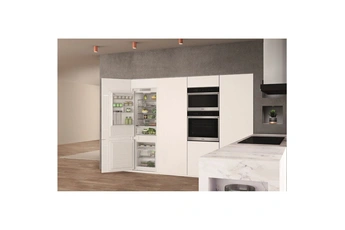 WHC18T332P - ENCASTRABLE 177CM Bon état Whirlpool reconditionné disponible sur Darty
