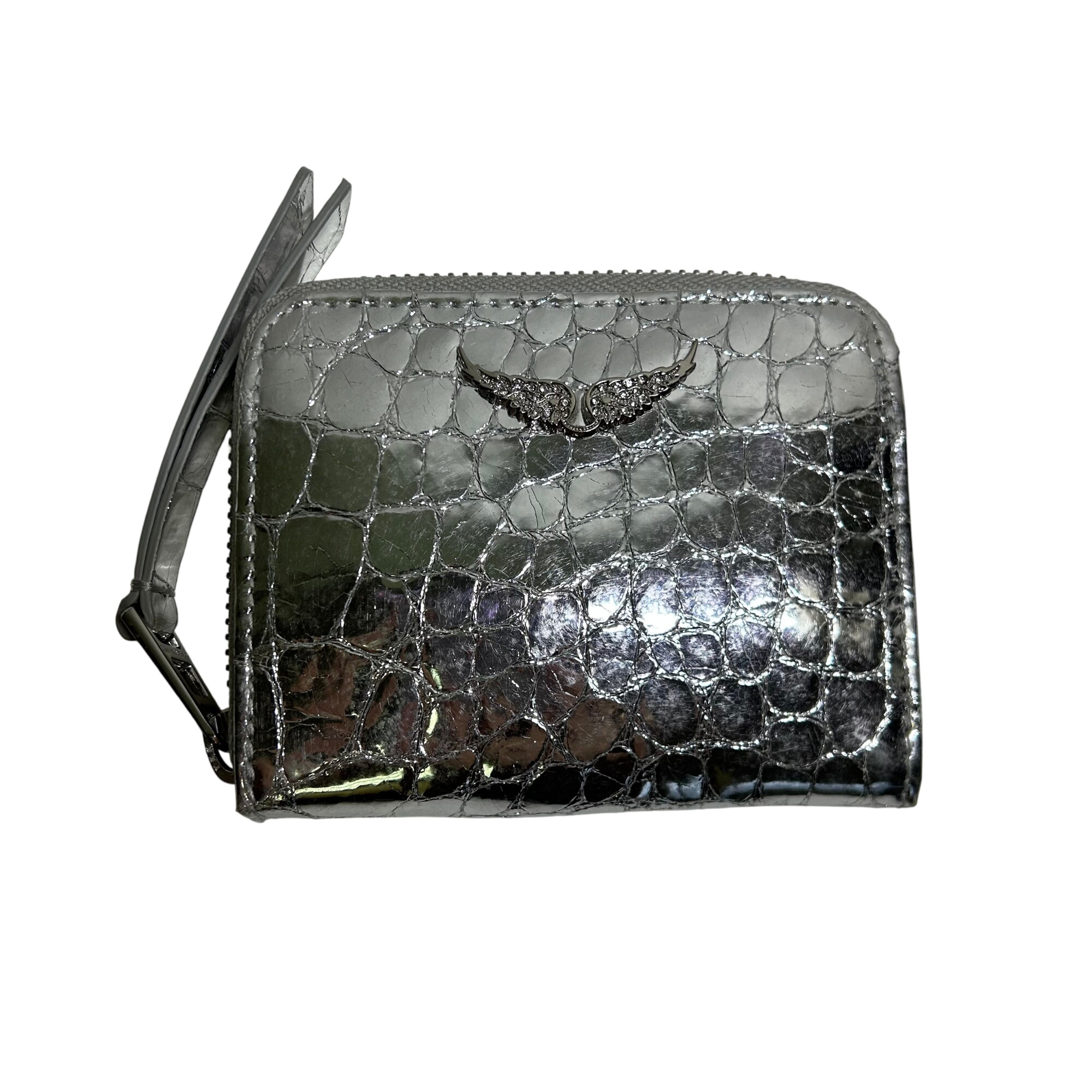 Zadig&Voltaire - Porte-monnaie vintage - Cuir argenté Très bon état - 95,00 € Zadig&Voltaire - Porte-monnaie vintage - Cuir argenté Très bon état reconditionné disponible sur Label Emmaüs