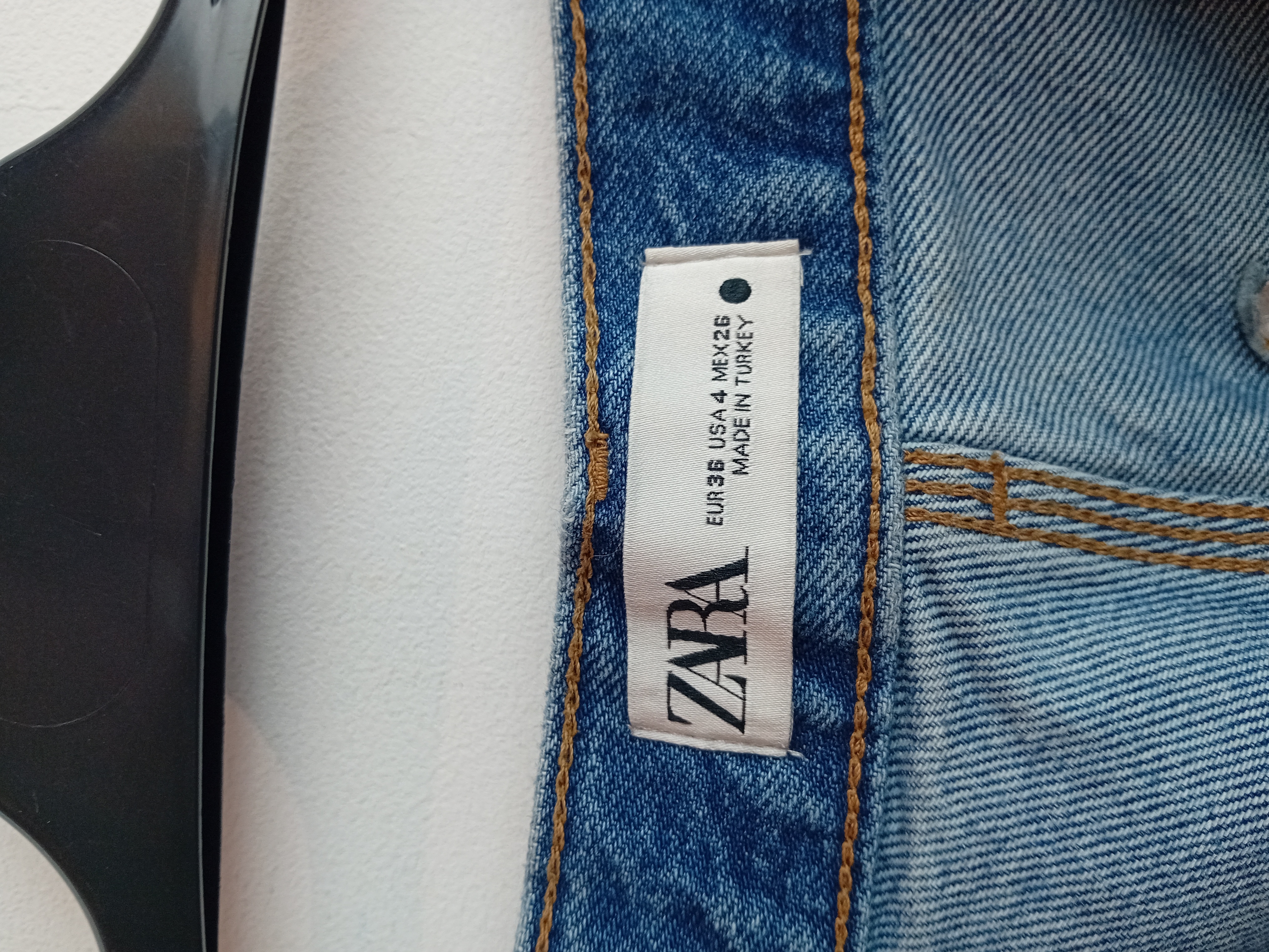 Voir photo 6 de Zara Carpenter Jeans Bleu Denim Taille 36 S (T4905) Zara Carpenter Jeans Bleu Denim Taille 36 S (T4905) Bon état reconditionné photo 6