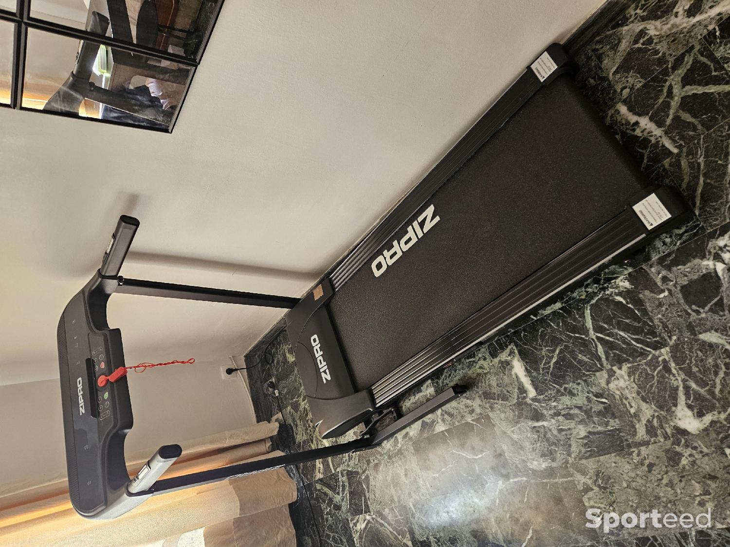 Zipro Tapis de Course Très bon état reconditionné disponible sur Sporteed